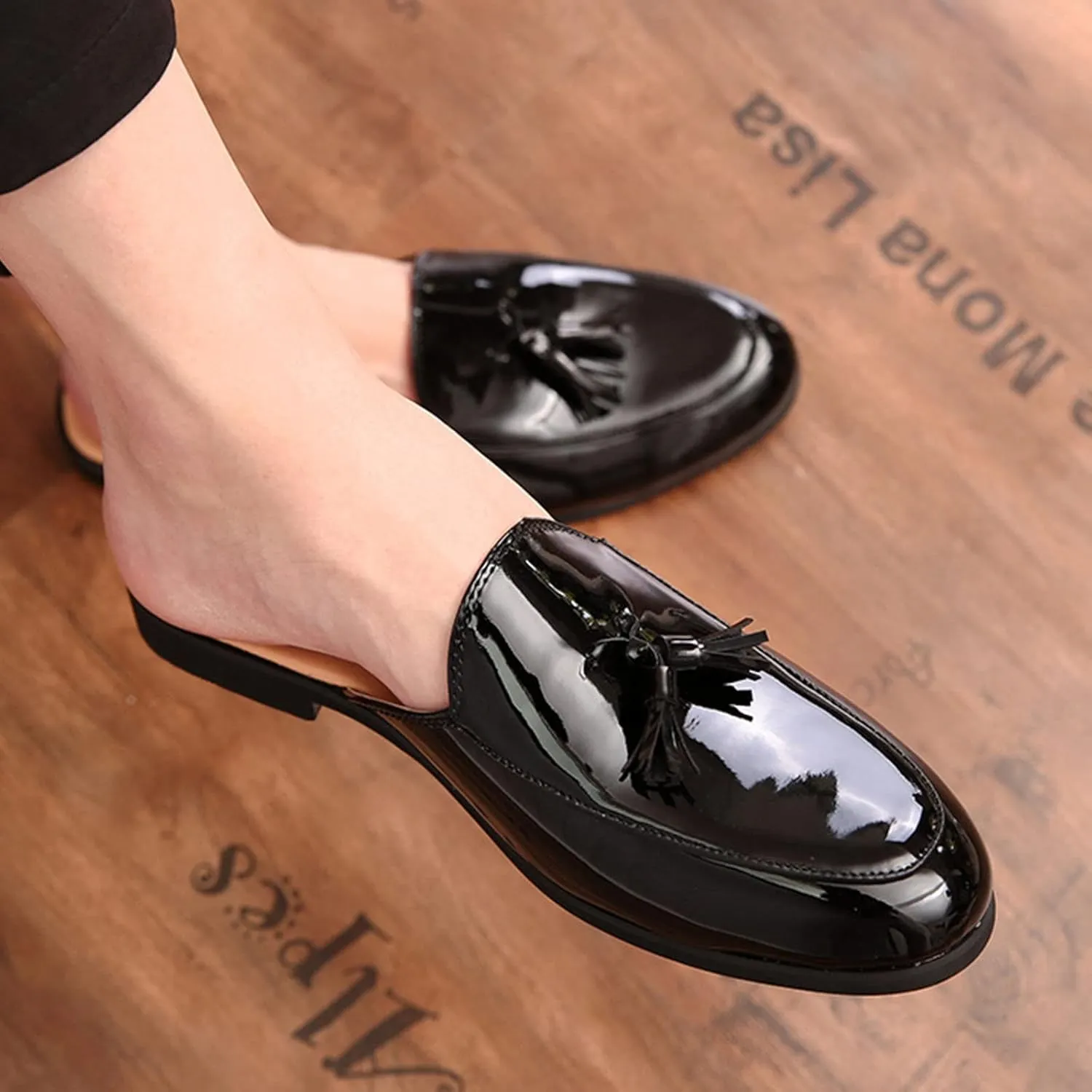 BlackeEight Men's Patent Leather Mules Clog Slippers,Fashion Tassel Pointed Closed Toe Comfy Casual Beanie Backless Slides Loafers