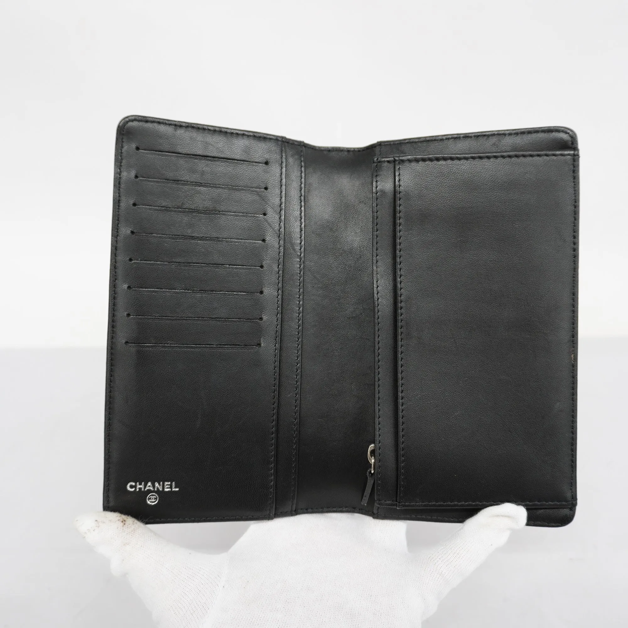 CHANEL  Icon Silver Metal Fittings Women's Patent Leather Long Wallet