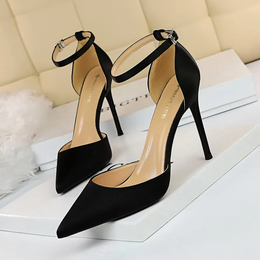 Chic Hollow Out Europe and America Sexy Sandals