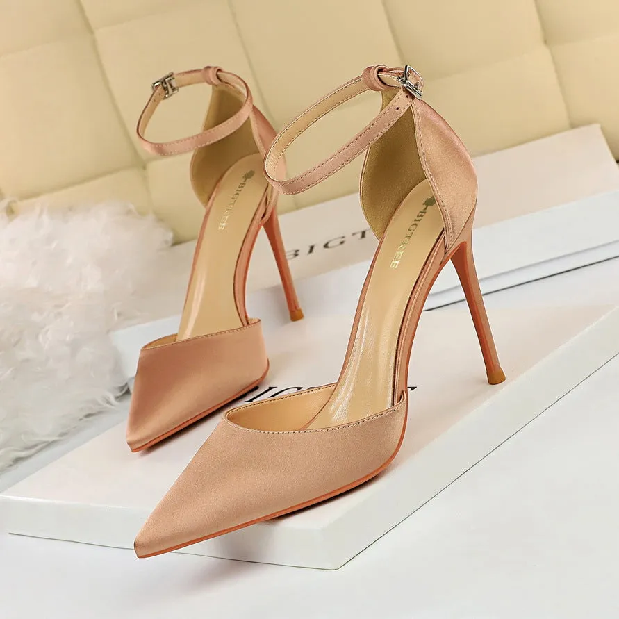Chic Hollow Out Europe and America Sexy Sandals