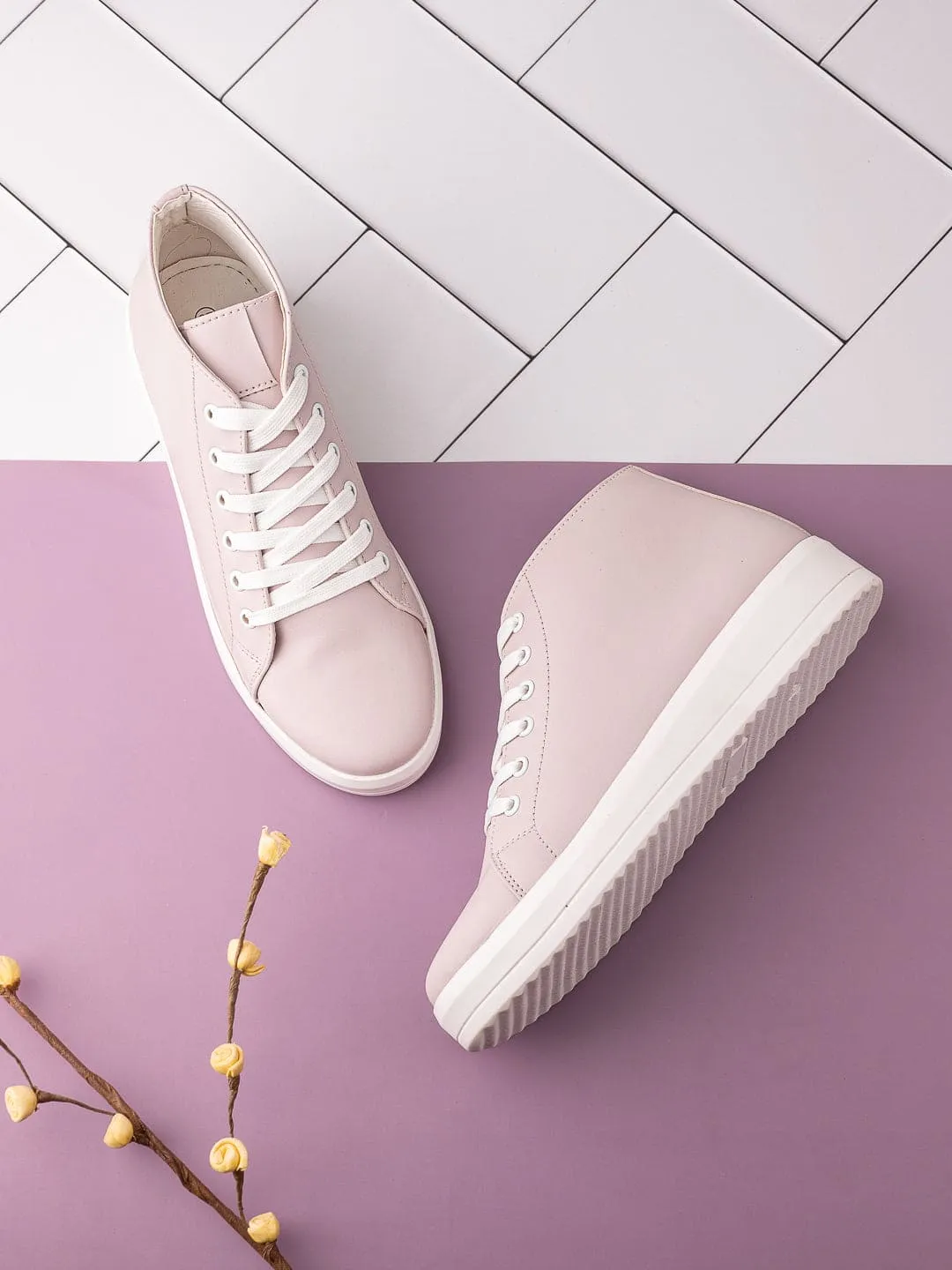 Esmee Cityscape Trainers for Women - Pink