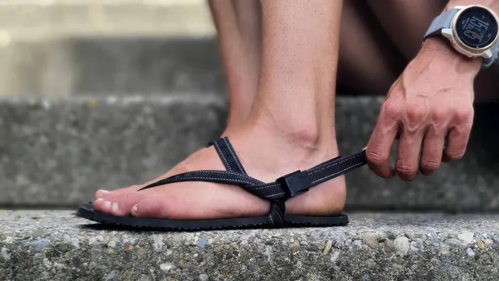 New Primal Earth Runner Grounded Earthing Adventure Sandals Sz Mens 7.5 Women's 9.5! Re-connect your feet with nature! Retails $190 